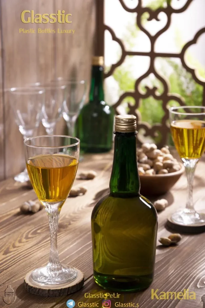 بطری پت از برند گلستیک مناسب برای نگداری نوشیدنی ها با طراحی خاص