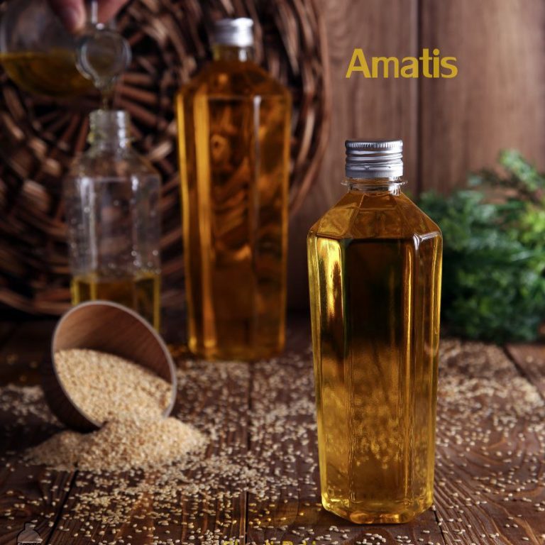 بطری پلاستیکی مناسب بسته‌بندی نوشیدنی با طراحی شفاف و درب فلزی، تولید شده توسط گلستیک